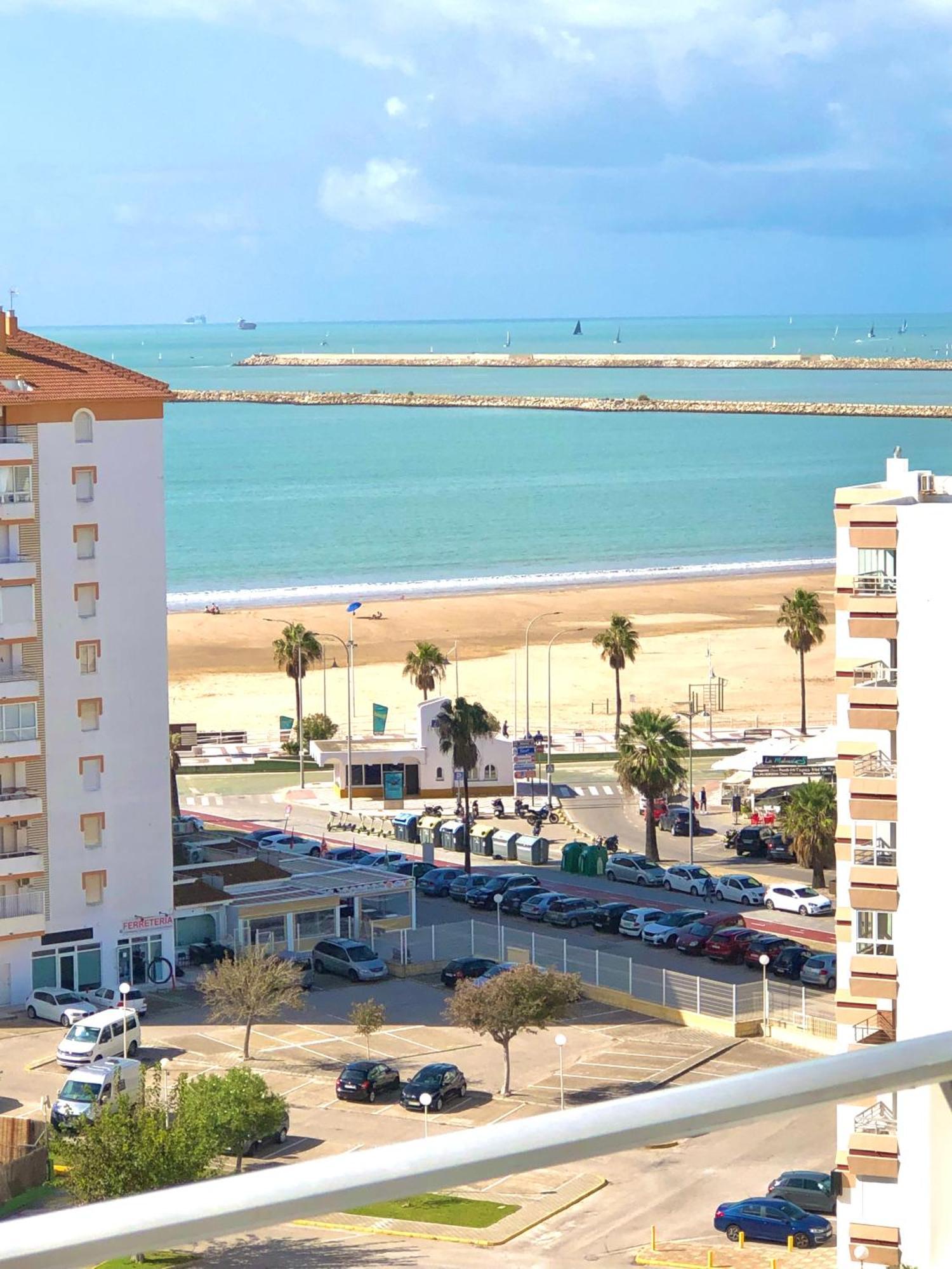Frente Al Mar, Preciosas Vistas, Piscinas , Valdelagrana * El Puerto de Santa Maria